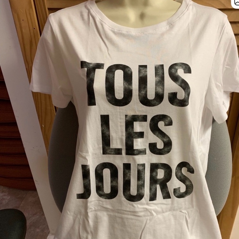 Cinq à Sept White Graphic Tee